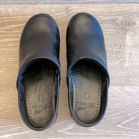 Dansko Professional Black Box Leather Clogs Women’s Size 8.5-9/EU 39 - Picture 5 of 10